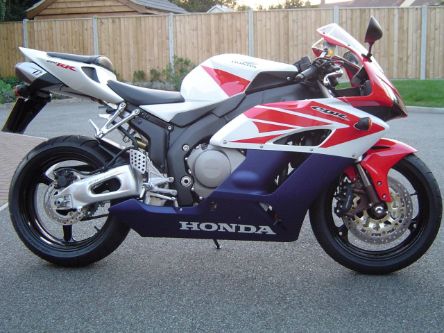 honda cbr-rr fireblade pic #31934