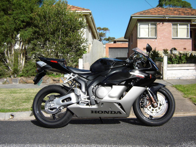 honda cbr-rr fireblade pic #31943