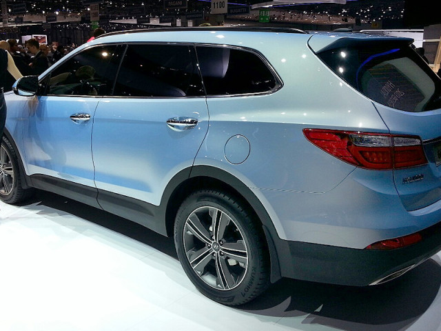 hyundai grand santa fe pic #106542