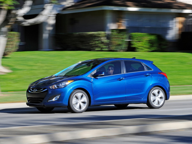 hyundai elantra gt pic #107513