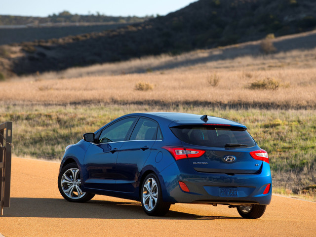 hyundai elantra gt pic #135189