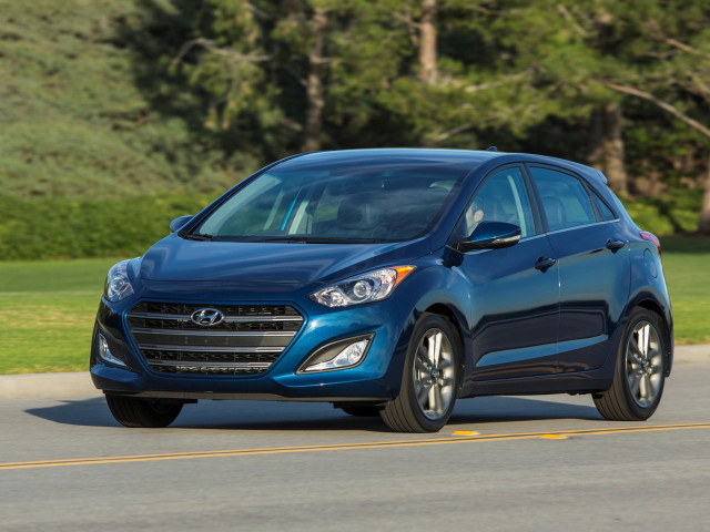 hyundai elantra gt pic #137025