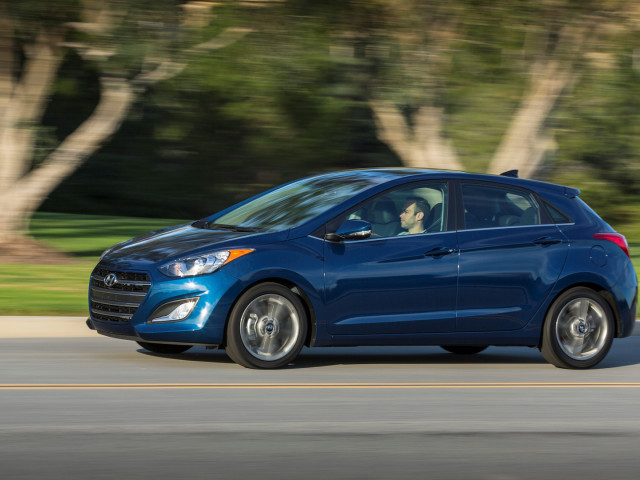 hyundai elantra gt pic #137027