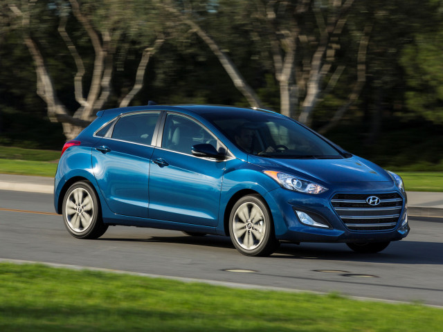 hyundai elantra gt pic #137030