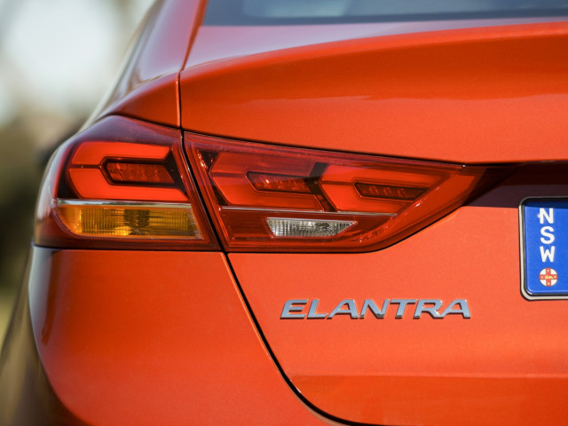 hyundai elantra pic #170659