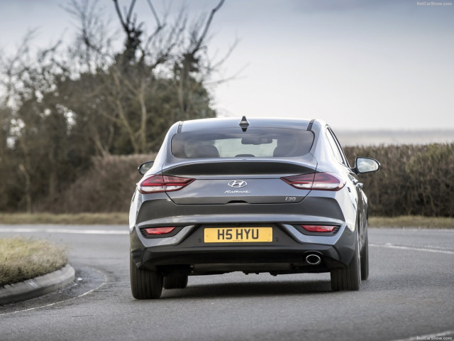 hyundai i30 fastback pic #188854