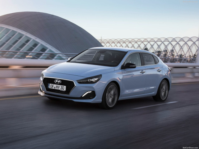 hyundai i30 fastback pic #188865