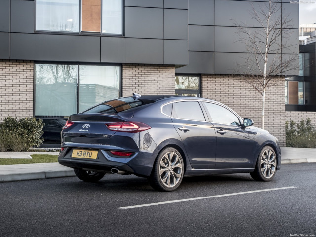 hyundai i30 fastback pic #188873