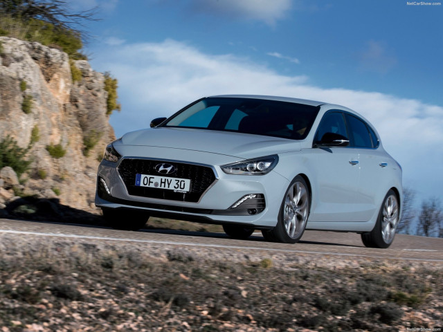 hyundai i30 fastback pic #188887