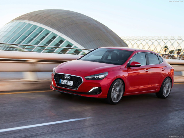 hyundai i30 fastback pic #188888