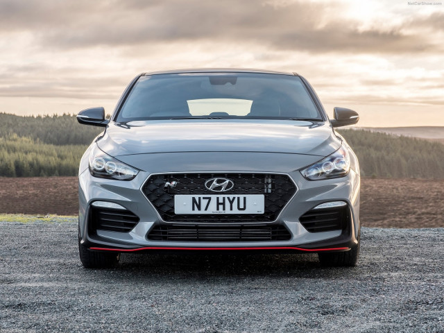 hyundai i30 fastback pic #195523