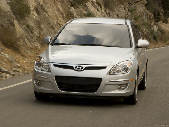 hyundai elantra touring pic #52074