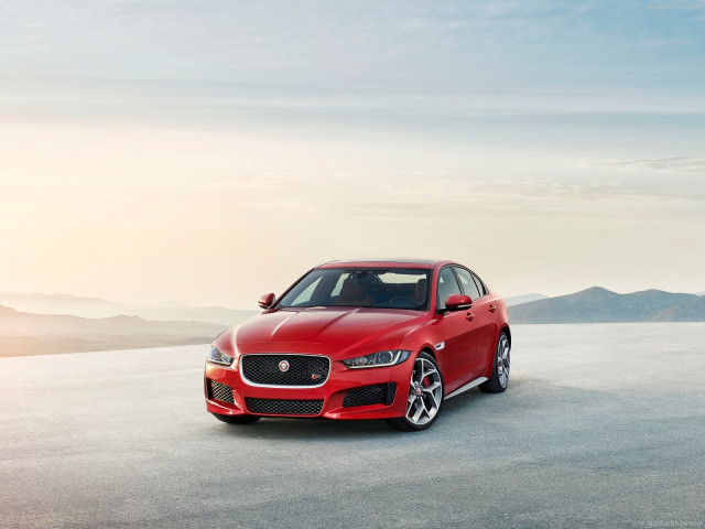 jaguar xe s pic #128759