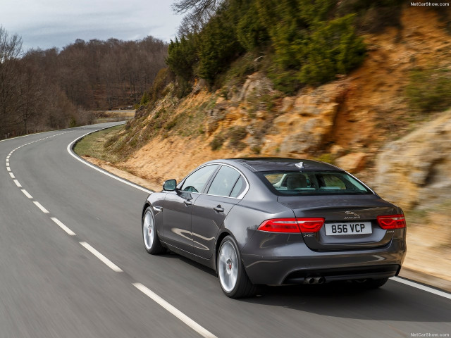 jaguar xe pic #144632