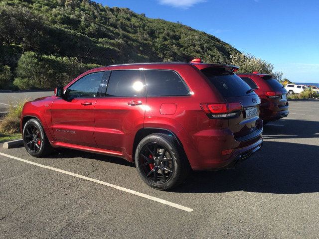 jeep grand cherokee srt pic #166196