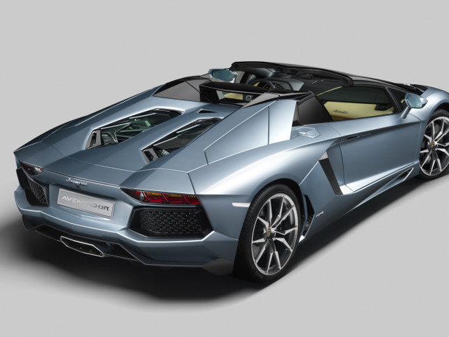 lamborghini aventador lp 700-4 roadster pic #109610