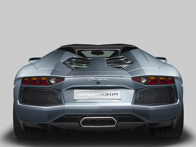 lamborghini aventador lp 700-4 roadster pic #109617