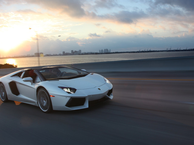 lamborghini aventador lp 700-4 roadster pic #109618