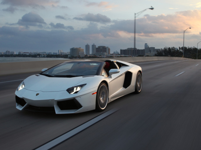 lamborghini aventador lp 700-4 roadster pic #109627