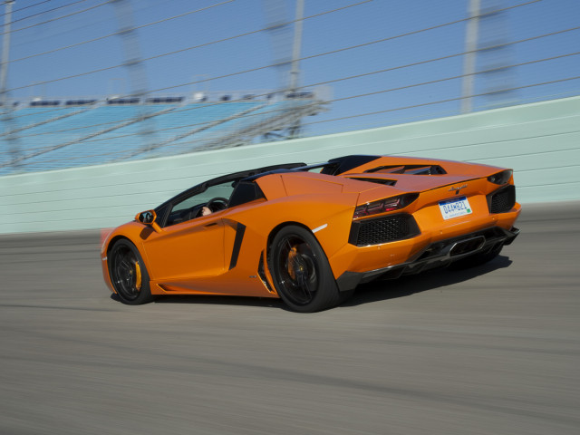 lamborghini aventador lp 700-4 roadster pic #109632