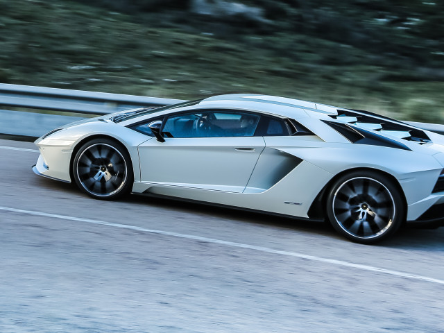 lamborghini aventador s pic #173824