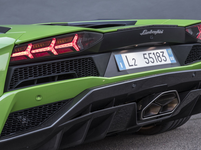 lamborghini aventador s pic #174567