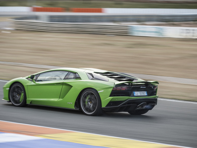 lamborghini aventador s pic #174574