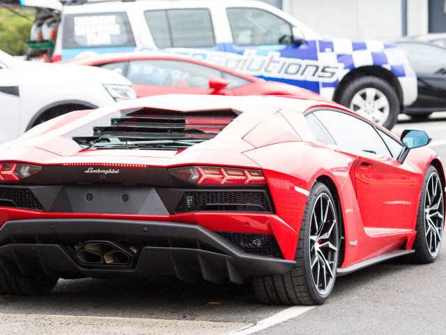 lamborghini aventador s pic #175816