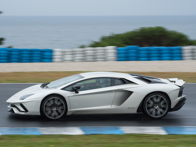 lamborghini aventador s pic #175835