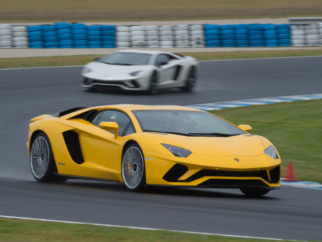 lamborghini aventador s pic #175841