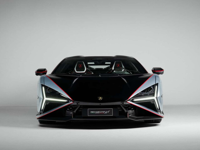 Lamborghini Revuelto I (LB744) photo 210695