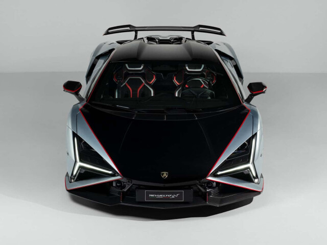Lamborghini Revuelto I (LB744) photo 210699