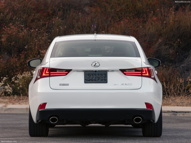 lexus is f-sport us-version pic #147059