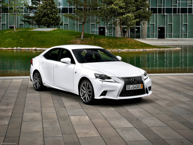 lexus is pic #159200