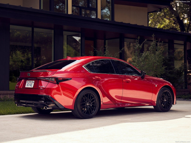 lexus is pic #201660