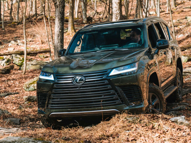 Lexus LX IV (J300) photo 210507