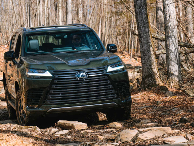 Lexus LX IV (J300) photo 210508