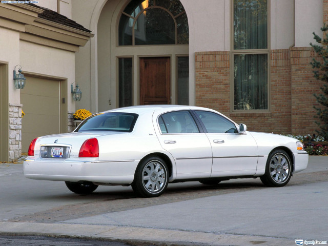 lincoln town car pic #1868