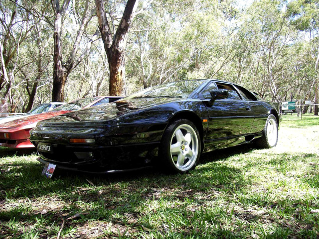 lotus esprit pic #37855