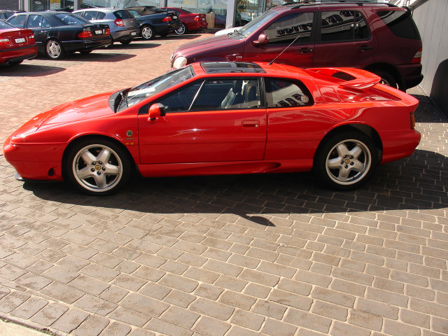 lotus esprit pic #37860