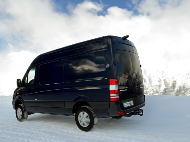 mercedes-benz sprinter pic #104675