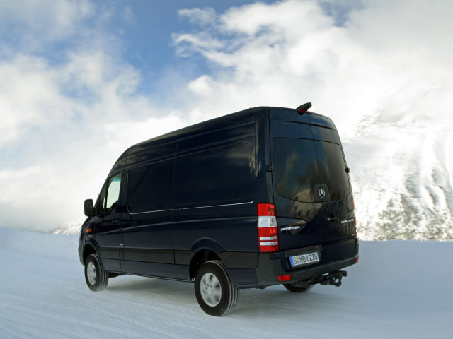 mercedes-benz sprinter pic #104677