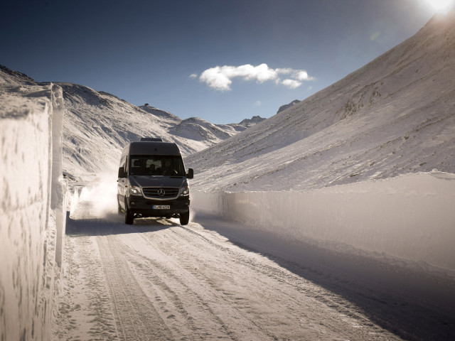 mercedes-benz sprinter pic #104740