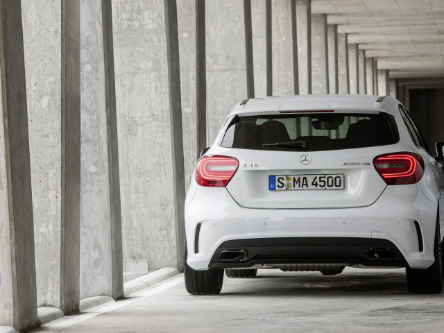 mercedes-benz a 45 amg pic #109306