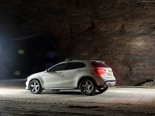 mercedes-benz gla uk-version pic #114892