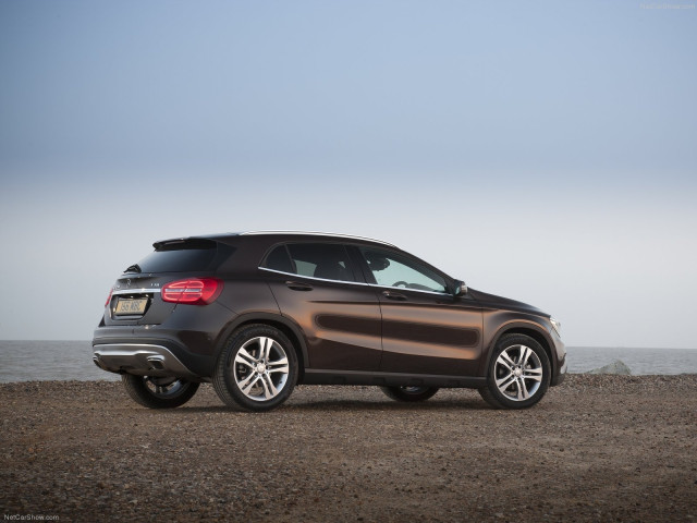 mercedes-benz gla uk-version pic #114912