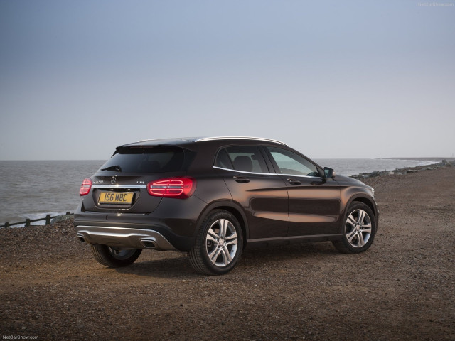 mercedes-benz gla uk-version pic #114917