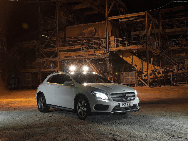 mercedes-benz gla uk-version pic #114937