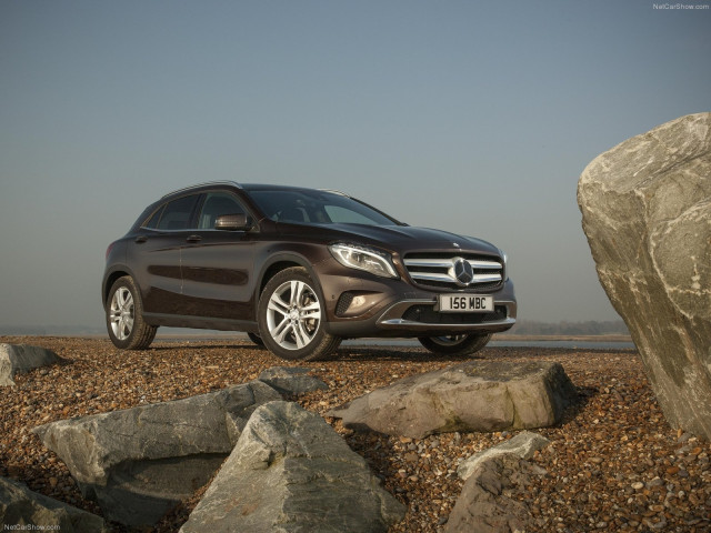 mercedes-benz gla uk-version pic #114967