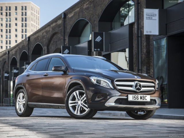 mercedes-benz gla uk-version pic #114978